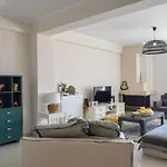 Beachfront Rio Escape - Luxurious Coastal Retreat * Patras