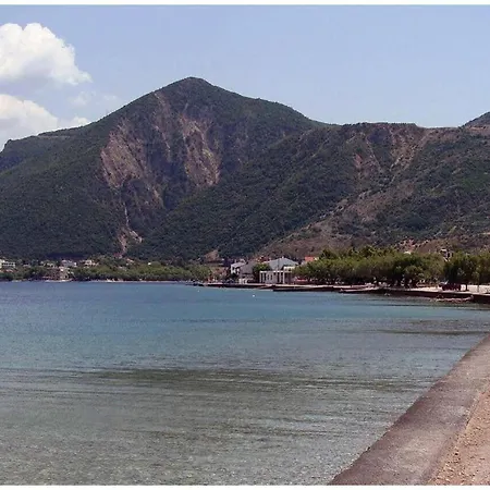 Beachfront Rio Escape - Luxurious Coastal Retreat