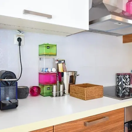 Apartment Rio Beachfront Escape - Luxurious Coastal Retreat *