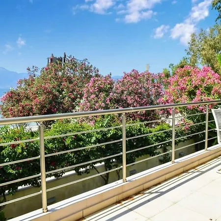 דירה Rio Beachfront Escape - Luxurious Coastal Retreat *