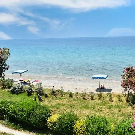 Beachfront Rio Escape - Luxurious Coastal Retreat * Patras