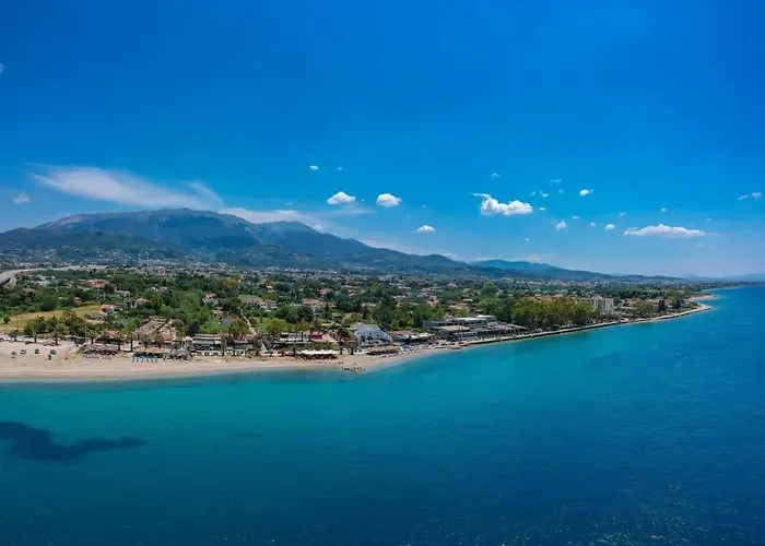 Beachfront Rio Escape - Luxurious Coastal Retreat *