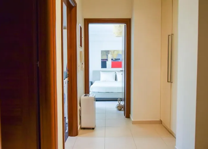 Beachfront Rio Escape - Luxurious Coastal Retreat Апартаменты Патра