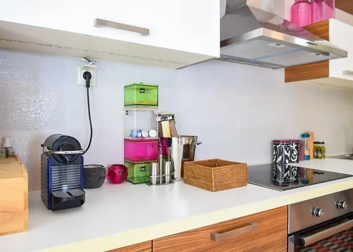 Апартаменты Beachfront Rio Escape - Luxurious Coastal Retreat *